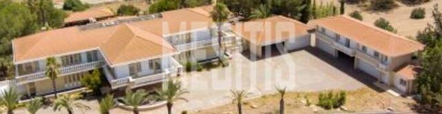 detachedHouse-bc8eb81d-c58d-414f-89ed-3201d4f7c463_Wtr.jpg