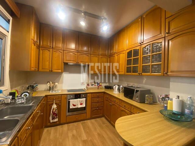 apartment-6ad055d8-a2eb-4cc3-89fb-afd5a2042549_Wtr.jpg