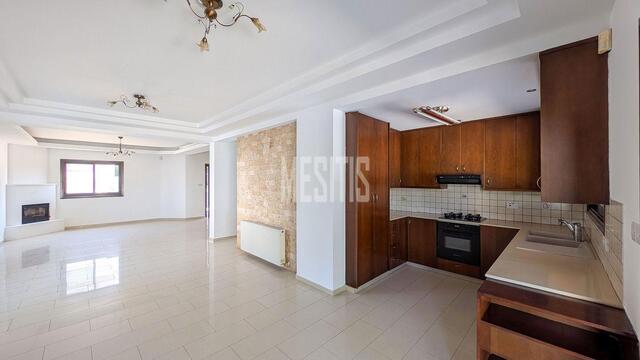 detachedHouse-dc5e316c-90c4-4611-a205-552ccb222c20_Wtr.jpg