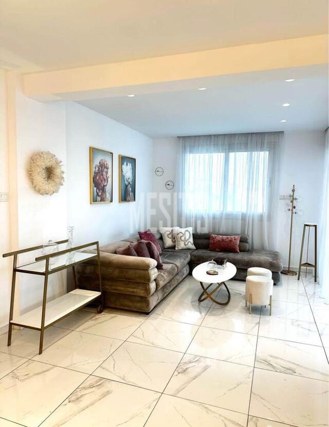 apartment-a360e12f-b65b-45b1-b2e1-83dd48c3c597_Wtr.jpeg