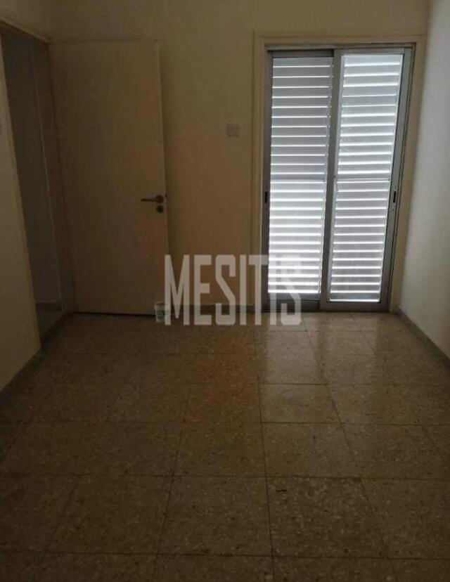 detachedHouse-e4fb4379-e827-46ab-a9a0-1889f6cb7a60_Wtr.jpg