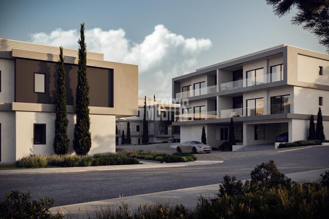 apartment-ec6bab1c-a85a-4c7c-b82c-6d92f511d5ca_Wtr.jpg