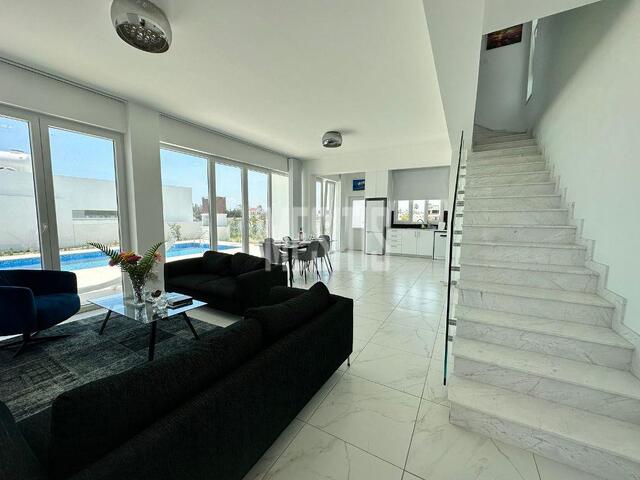 detachedHouse-446378b8-6c19-4689-8f49-c08e4bfcb740_Wtr.jpg