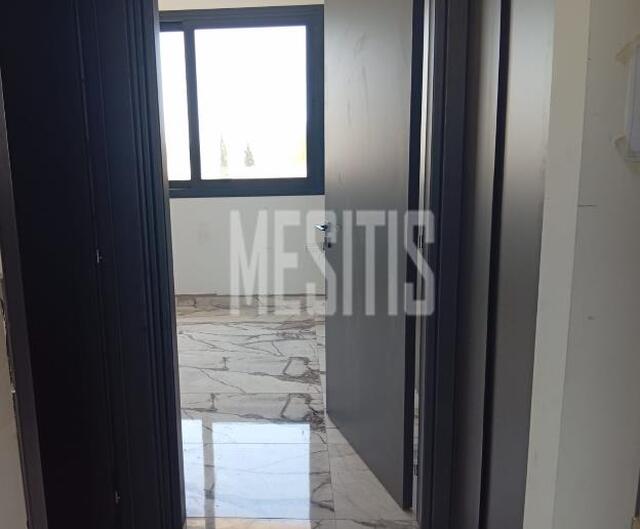 apartment-a03d5731-2f90-4741-a668-0940f8f3533c_Wtr.jpg