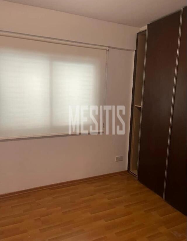 apartment-977a0f43-dd32-4762-9071-a0a1b9f3e5e2_Wtr.jpg