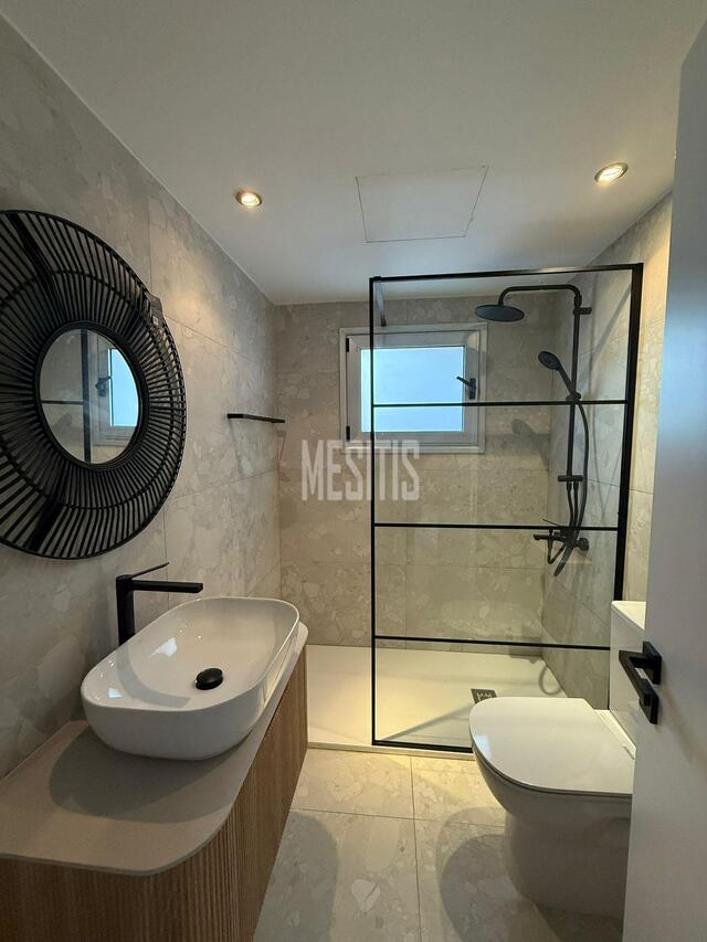 apartment-124c81ab-859e-440c-924b-585c271ee952_Wtr.jpg