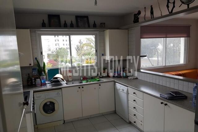 apartment-698b3572-c4aa-405b-896b-23385b53eb32_Wtr.jpg