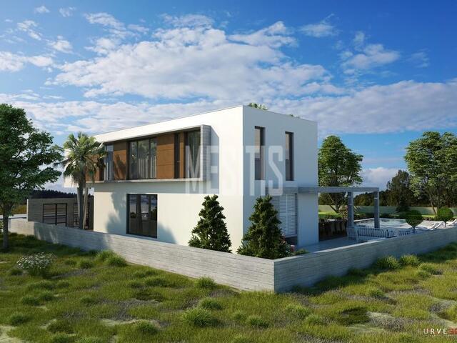 detachedHouse-bce63318-234f-4035-8e79-85774bd164ad_Wtr.jpeg