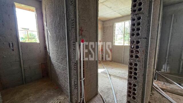 apartment-7b114250-4199-49de-ad62-a8be5654a5e6_Wtr.jpg