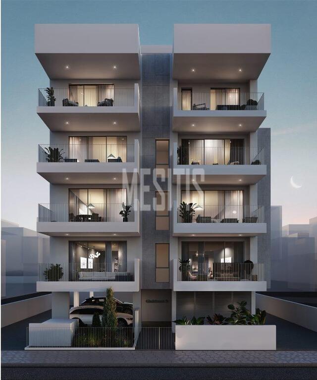 apartment-972f69cb-6852-44b6-b2f7-52b2403a1338_Wtr.jpeg