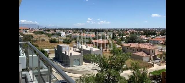 apartment-589ab8e3-7f66-462b-8ee7-aee108f40ca7_Wtr.jpg