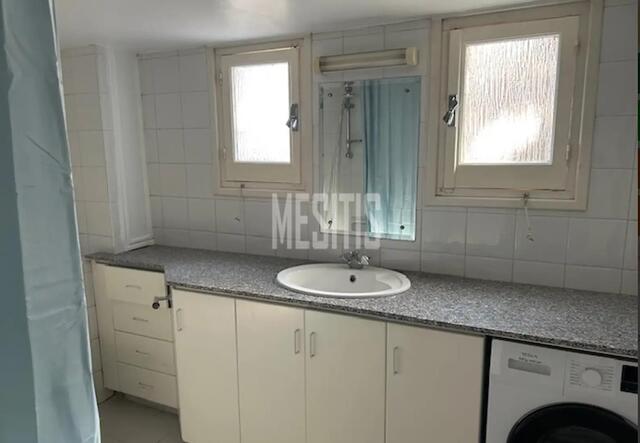 apartment-555ca3e9-a1c8-4072-b40c-4dd5c6bae8cf_Wtr.jpg