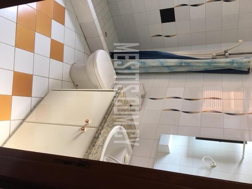 detachedHouse-c2b3a810-4285-4131-8f91-d3906539d7d3_Wtr.jpeg
