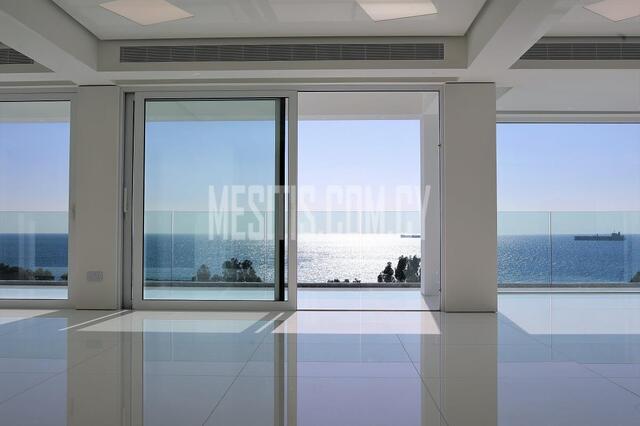 apartment-913e7ca1-6aec-4d7c-bd07-ee4d84bd3d37_Wtr.jpeg