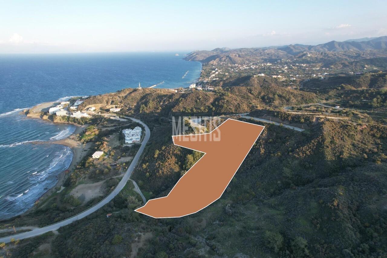 Residential Sea view field in Pigenia, Nicosia – photo 1