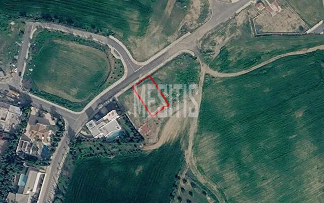 plot-869cd278-1fe2-4f01-be89-ba6da36ac8e1_Wtr.jpg