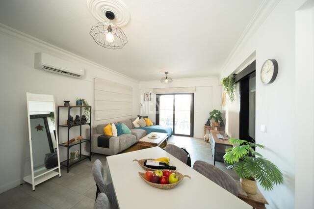 For Rent: 2 Bedroom Sea View Apartment in Agios Tychon – photo 6