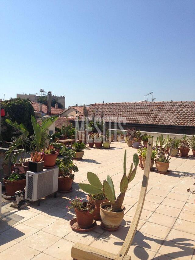 Fully Furnished and Spacious 2 Bedroom Apartment with Large Veranda for Rent in the Old Town of Nicosia – photo 1