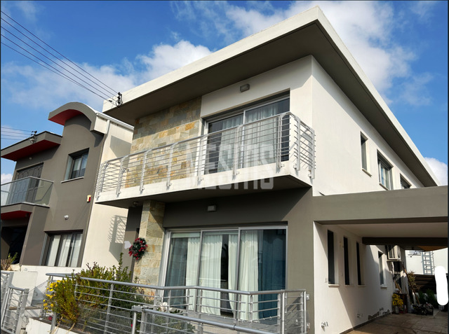 detachedHouse-f9e46480-287c-4c30-9145-2d3677b8adb5_Wtr.png