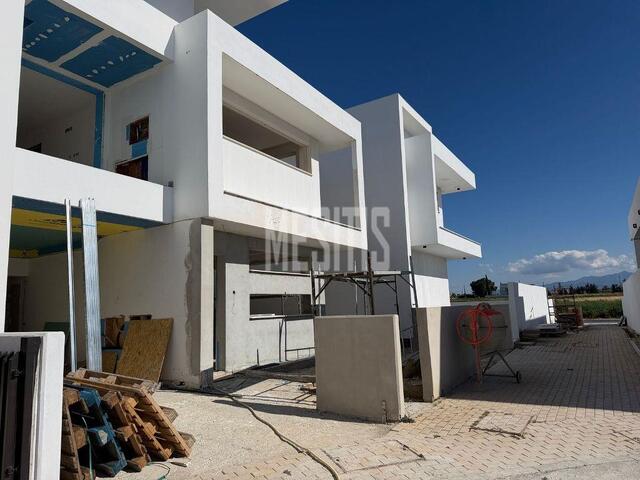 detachedHouse-b45eb459-a679-407a-ba1b-cd5aada73e3e_Wtr.jpg
