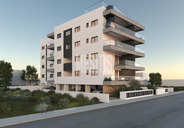 apartment-9b1c5b8c-c160-47b2-9fe1-4bfdf5717263_Wtr.jpeg