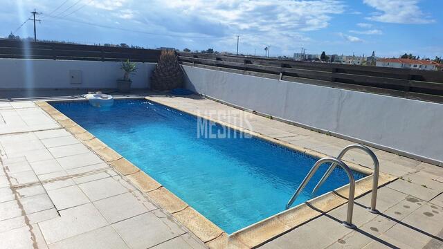 3 Bedroom House With Swimming Pool For Rent in Kiti, Larnaca – photo 2