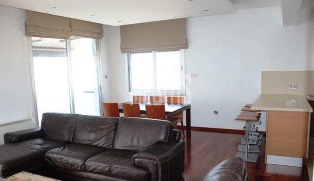apartment-4ce61ca7-3007-4f63-8322-4e89d956f54a_Wtr.jpeg