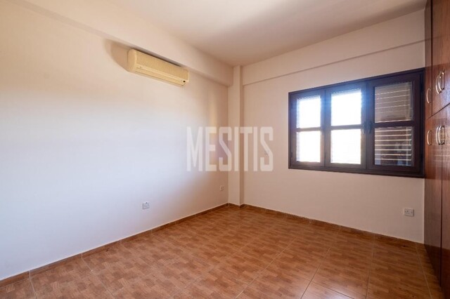 detachedHouse-cba025fa-d875-4cfa-b1b0-5b5d40c232b8_Wtr.jpeg