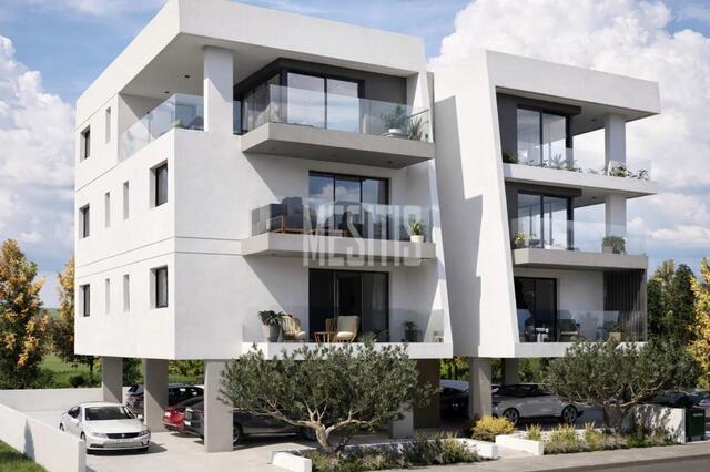 apartment-285f0363-e1c3-4417-9a39-7569013e386a_Wtr.jpg