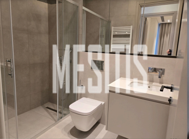 apartment-e9f94c7d-6c0d-4dcb-939c-d939c33602ec_Wtr.jpeg
