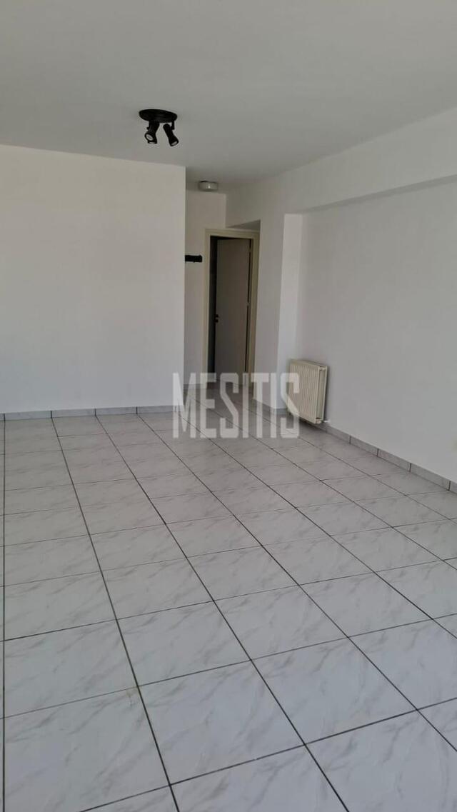 apartment-1e8b027c-c525-4cff-b688-32972c445711_Wtr.jpg
