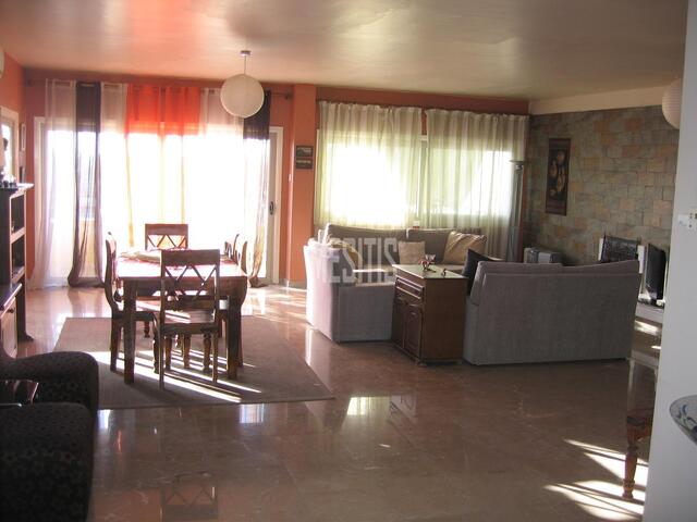 apartment-6845d51e-9ca4-42b1-babc-642c9f0ca15a_Wtr.jpeg