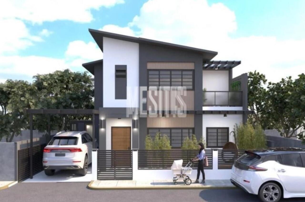 detachedHouse-04d3fef7-861a-4b9e-99db-543cd7bebc93_Wtr.jpg