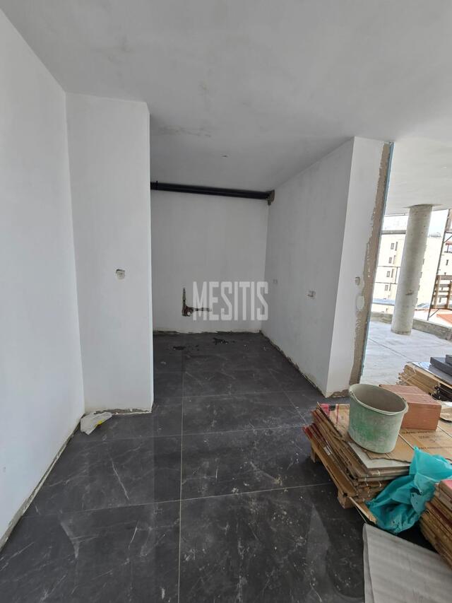 apartment-9417a6a2-fac3-477e-832a-a5b9f31ac90a_Wtr.jpg