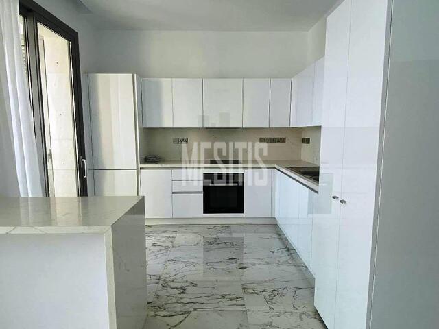 apartment-cc3a3bf5-4a1e-4139-b07e-5ae7a5d8ef5d_Wtr.jpg