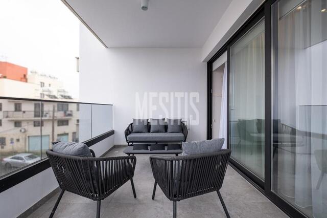 apartment-39878d4b-0a24-479d-ac36-37f0162fac19_Wtr.jpg