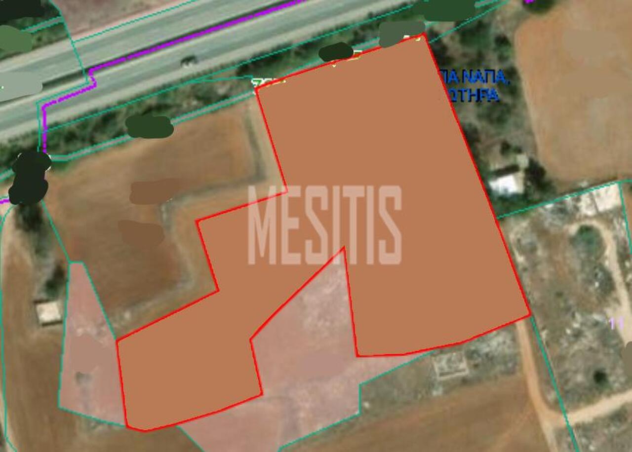 plot-397f2578-92a3-4abc-bf19-6dc57079e37c_Wtr.jpg