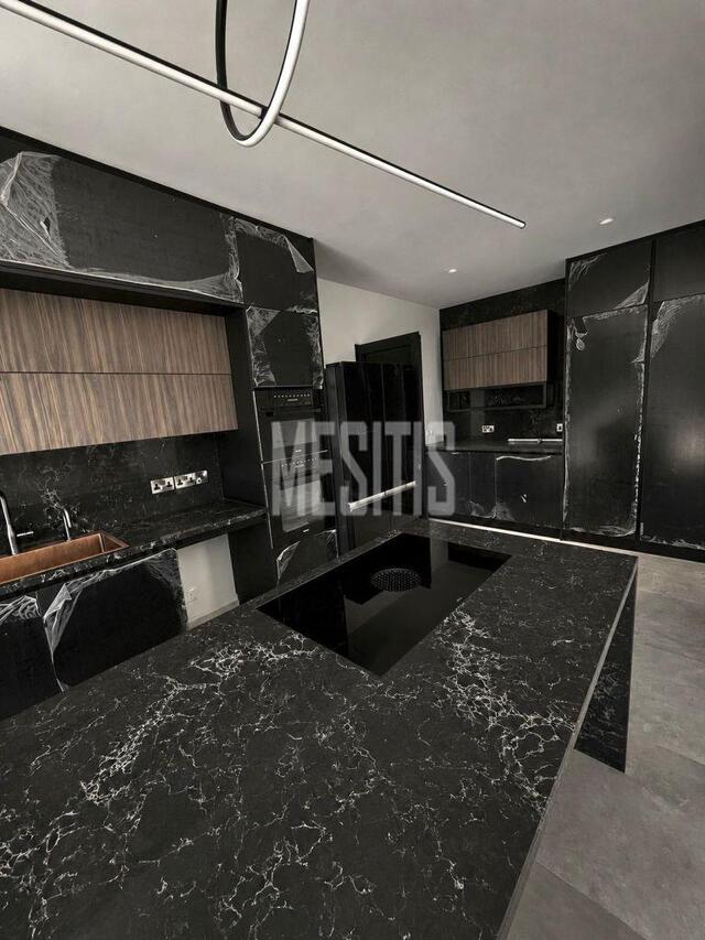 detachedHouse-00999cc9-6e9f-45ed-a4c0-d4621408f70c_Wtr.jpg