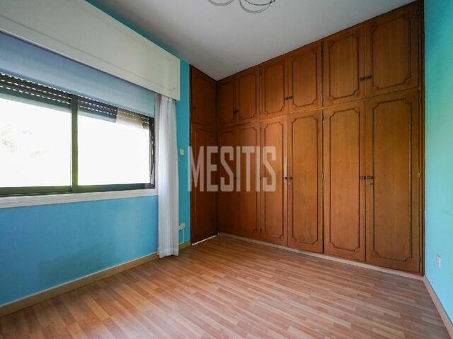 detachedHouse-4dbaf72e-8cce-4c0c-838d-3c61544d3bda_Wtr.jpg