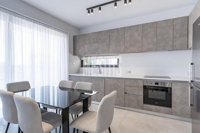 2 Bedroom Apartment For Rent In the City Centre, Larnaca – photo 4