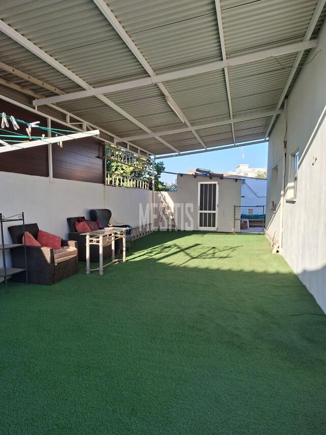 detachedHouse-5455b4b3-3161-4e49-9d26-48d2739f2c39_Wtr.jpg