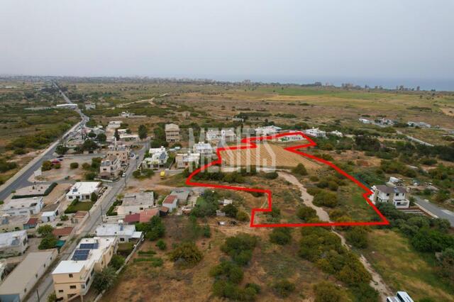 Shared field in Deryneia, Famagusta – photo 2