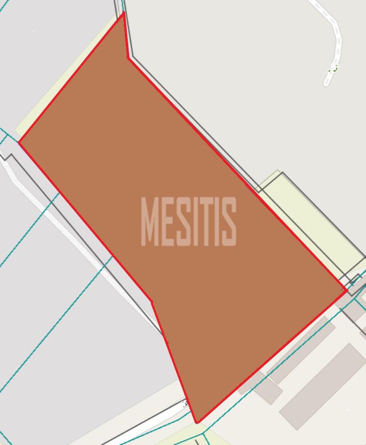 Large Residential Field Of 8935sq.m For Sale In Meneou, Larnaka – photo 1
