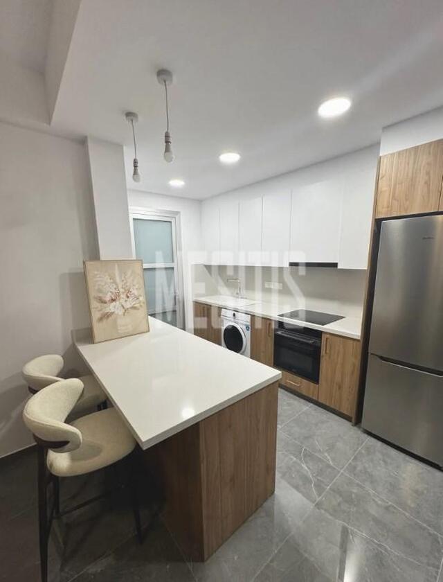 apartment-271d89db-31c3-48b3-932f-124777eaf034_Wtr.jpg