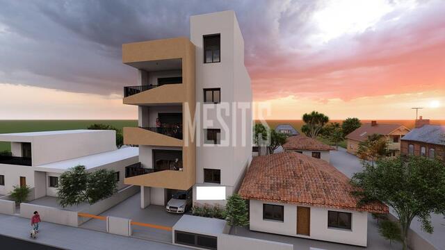apartment-2e6bbee1-5c47-484a-8654-1daa73e2c92d_Wtr.jpeg