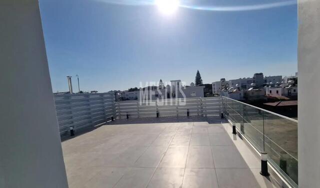 apartment-35da52ae-f6c5-4081-a28c-8607382d198f_Wtr.jpg