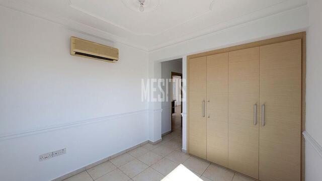 Two-Bedroom Apartment in Kamares area, Larnaca – photo 5