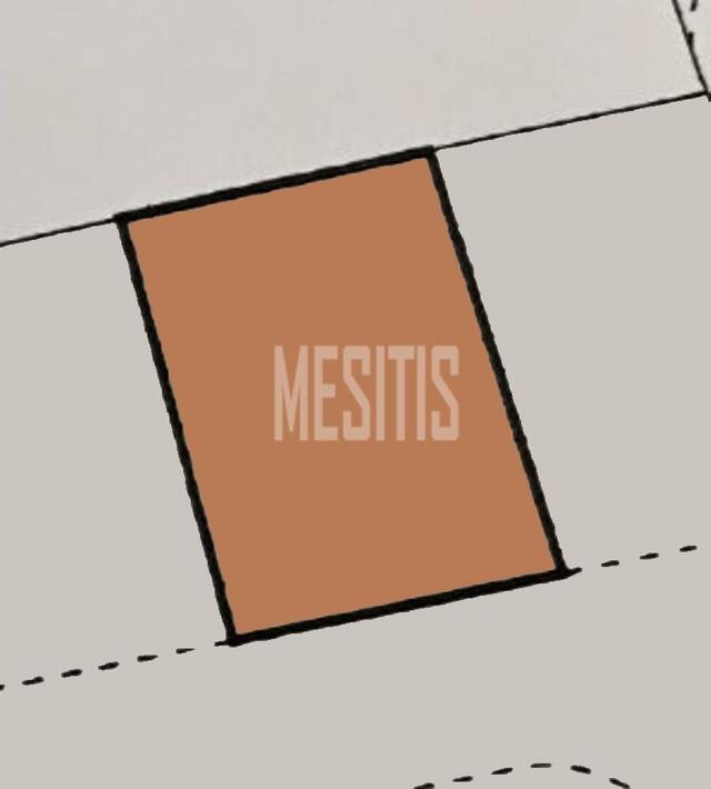 plot-d9de0f1c-de9d-4484-84e9-526536f40cca_Wtr.jpg