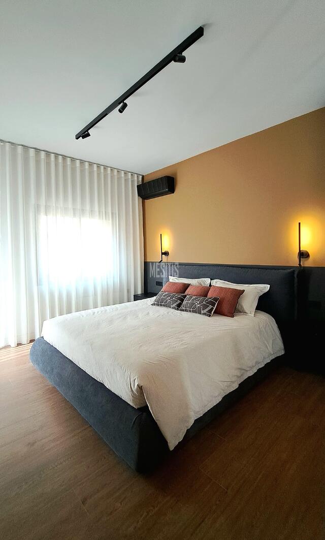 apartment-034663e1-b24d-4d8e-9d45-12096369ed48_Wtr.jpeg