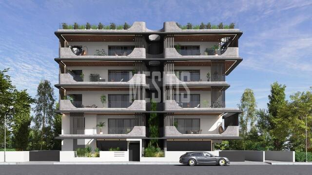 apartment-2f8cff03-0179-40f4-bcc2-b11330a1e484_Wtr.jpeg